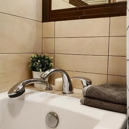 Dobruk Apartament Na Osiedlu Bajkowym 아파트 *
