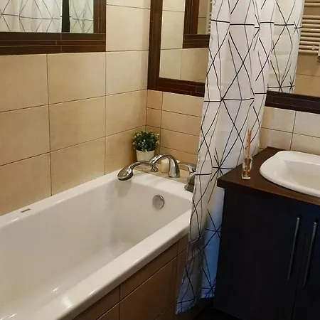 Dobruk Apartament Na Osiedlu Bajkowym * 코워브제크